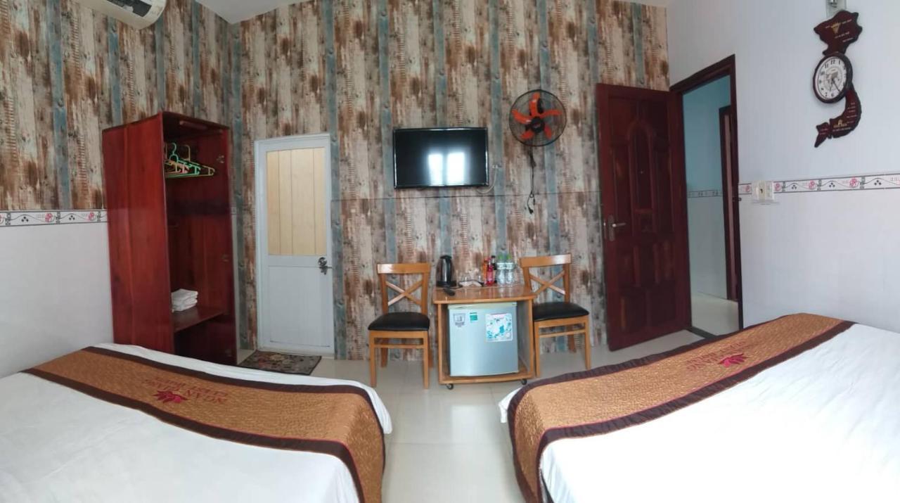 Ngan Giang Guesthouse Дуонг-Донг Экстерьер фото