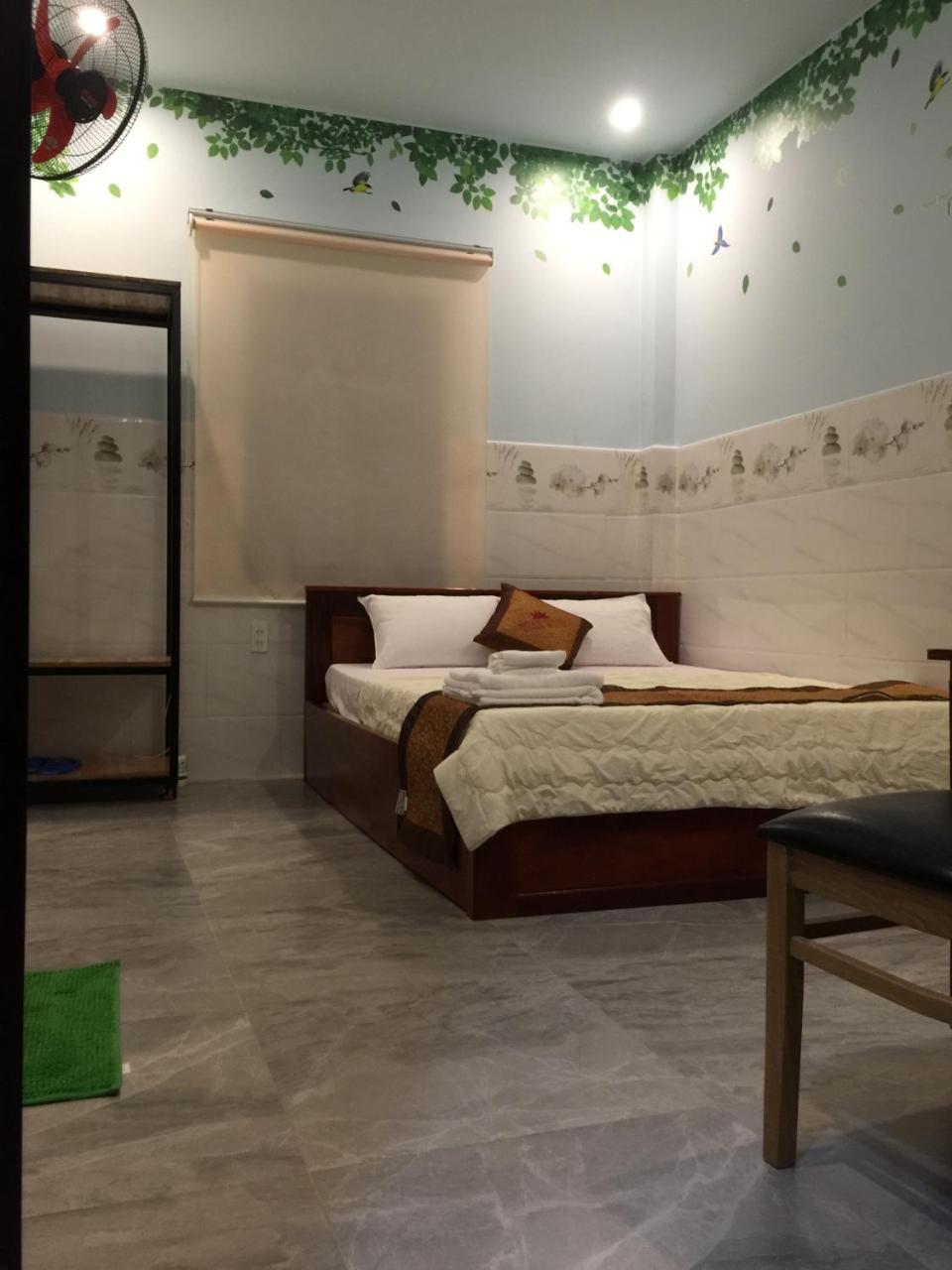 Ngan Giang Guesthouse Дуонг-Донг Экстерьер фото