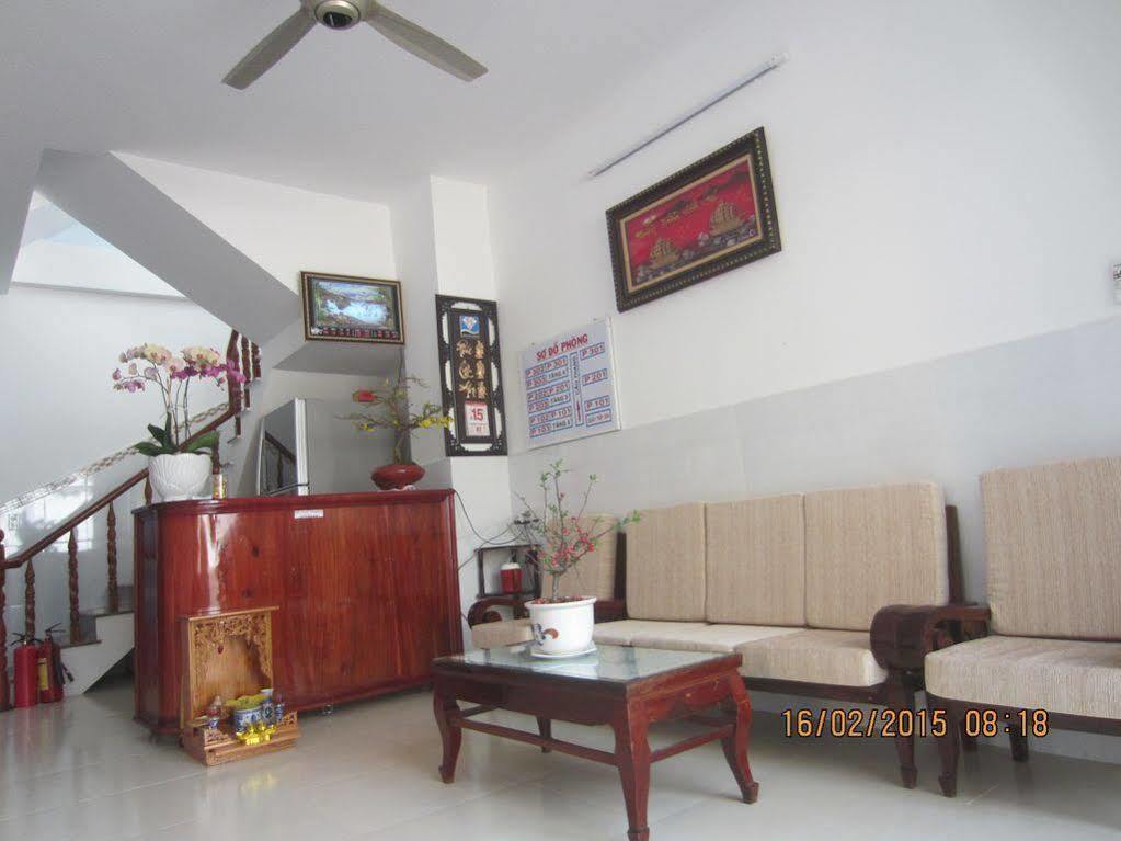 Ngan Giang Guesthouse Дуонг-Донг Экстерьер фото