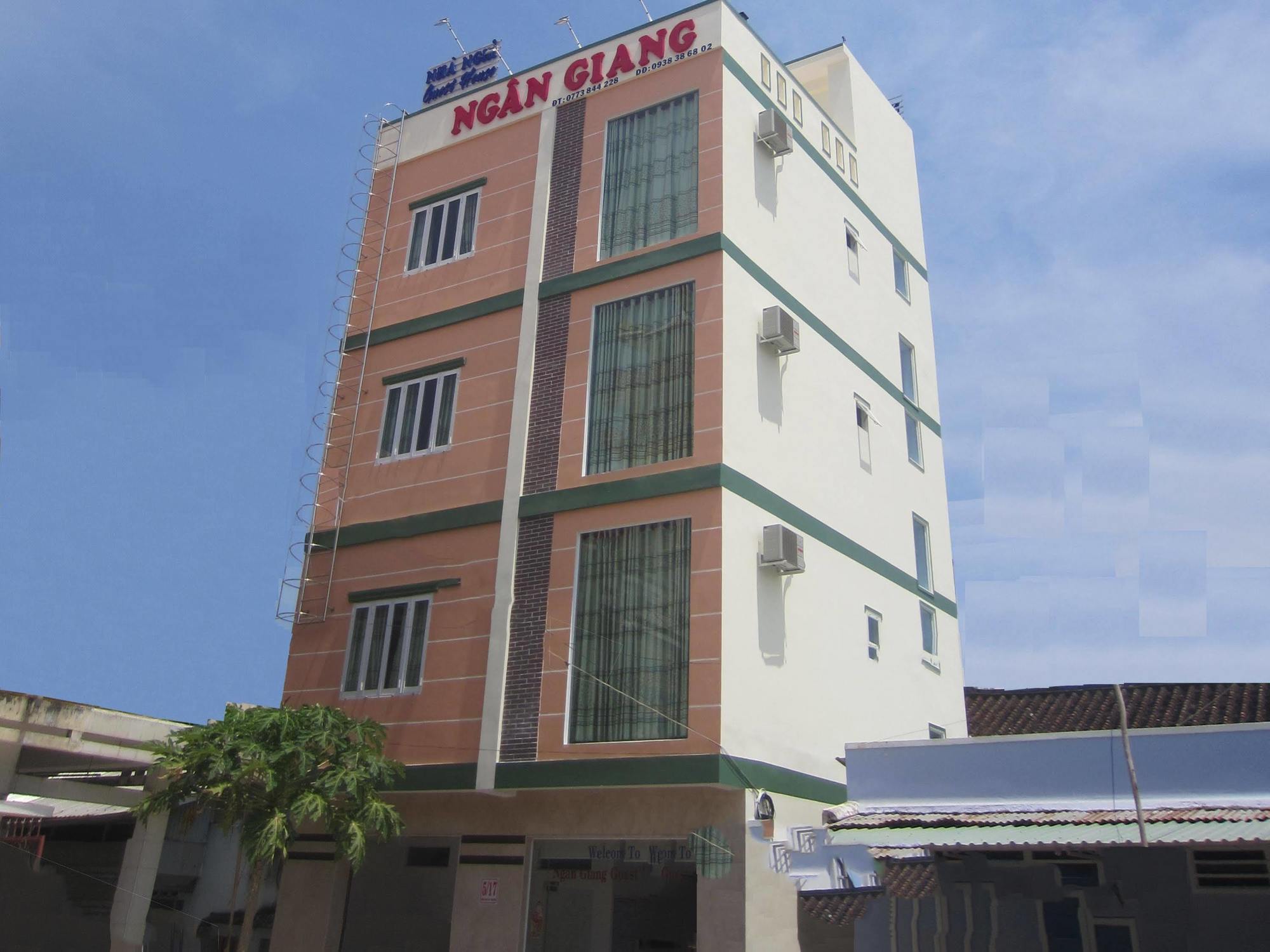 Ngan Giang Guesthouse Дуонг-Донг Экстерьер фото