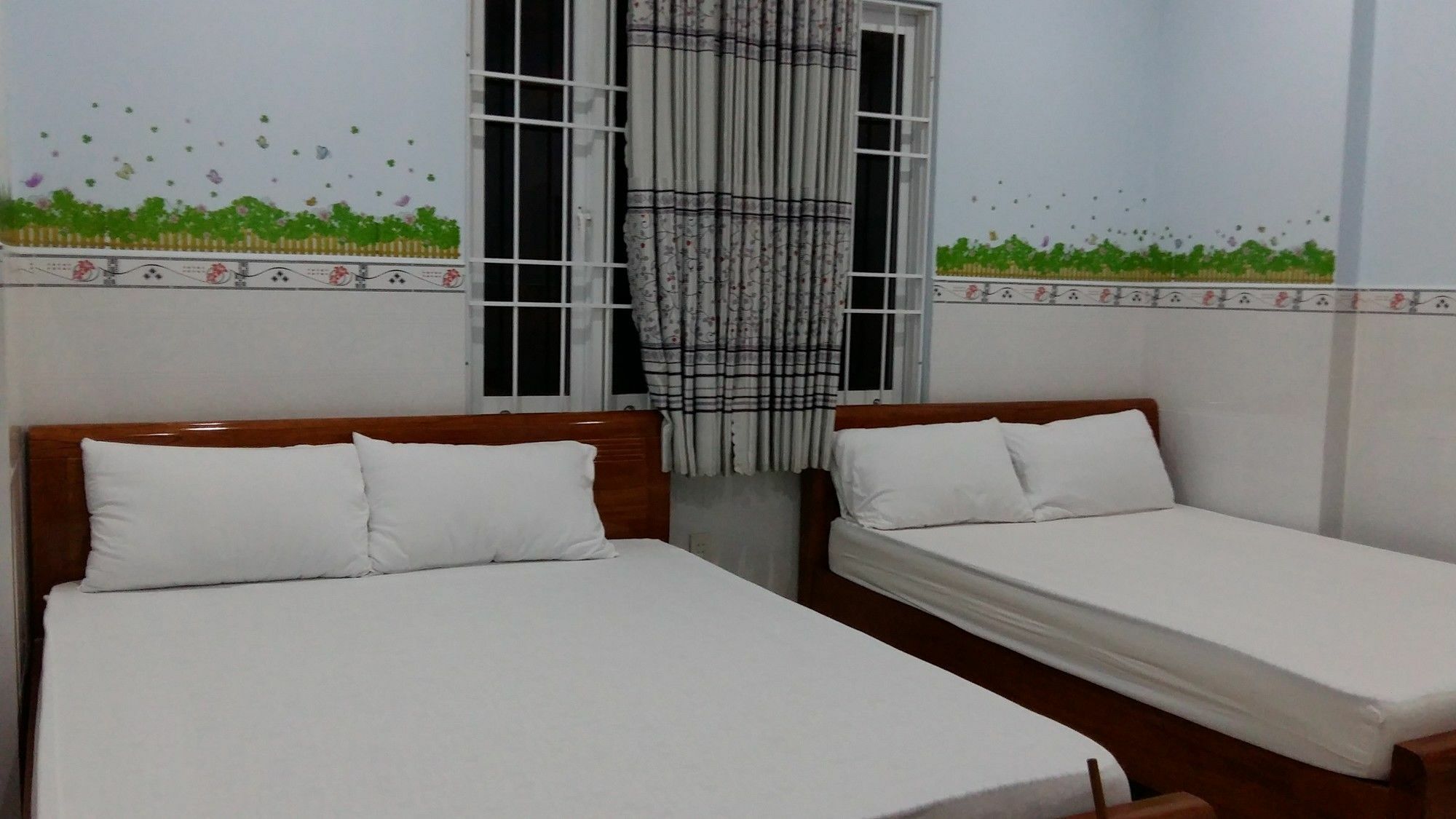 Ngan Giang Guesthouse Дуонг-Донг Экстерьер фото