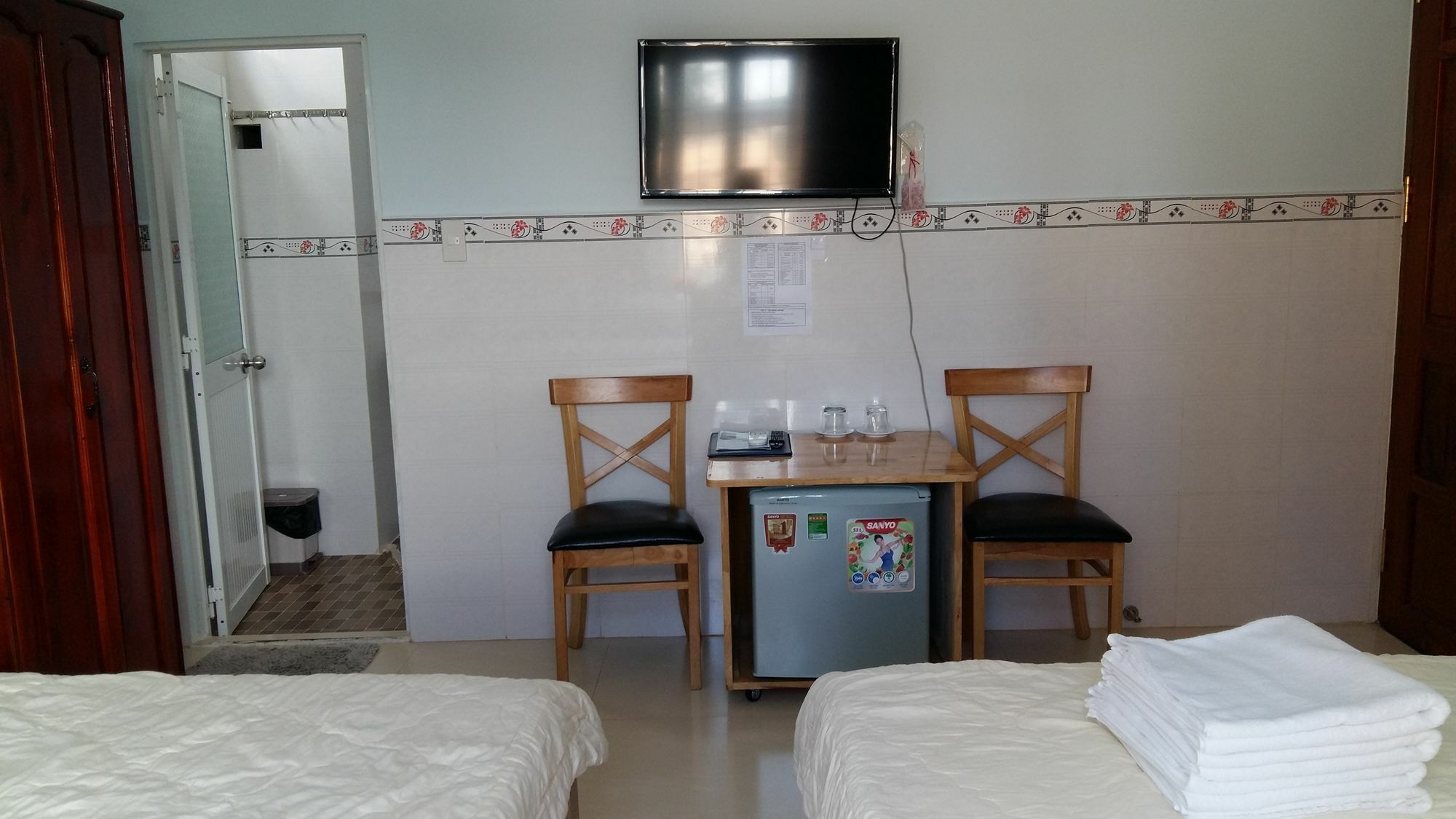 Ngan Giang Guesthouse Дуонг-Донг Экстерьер фото