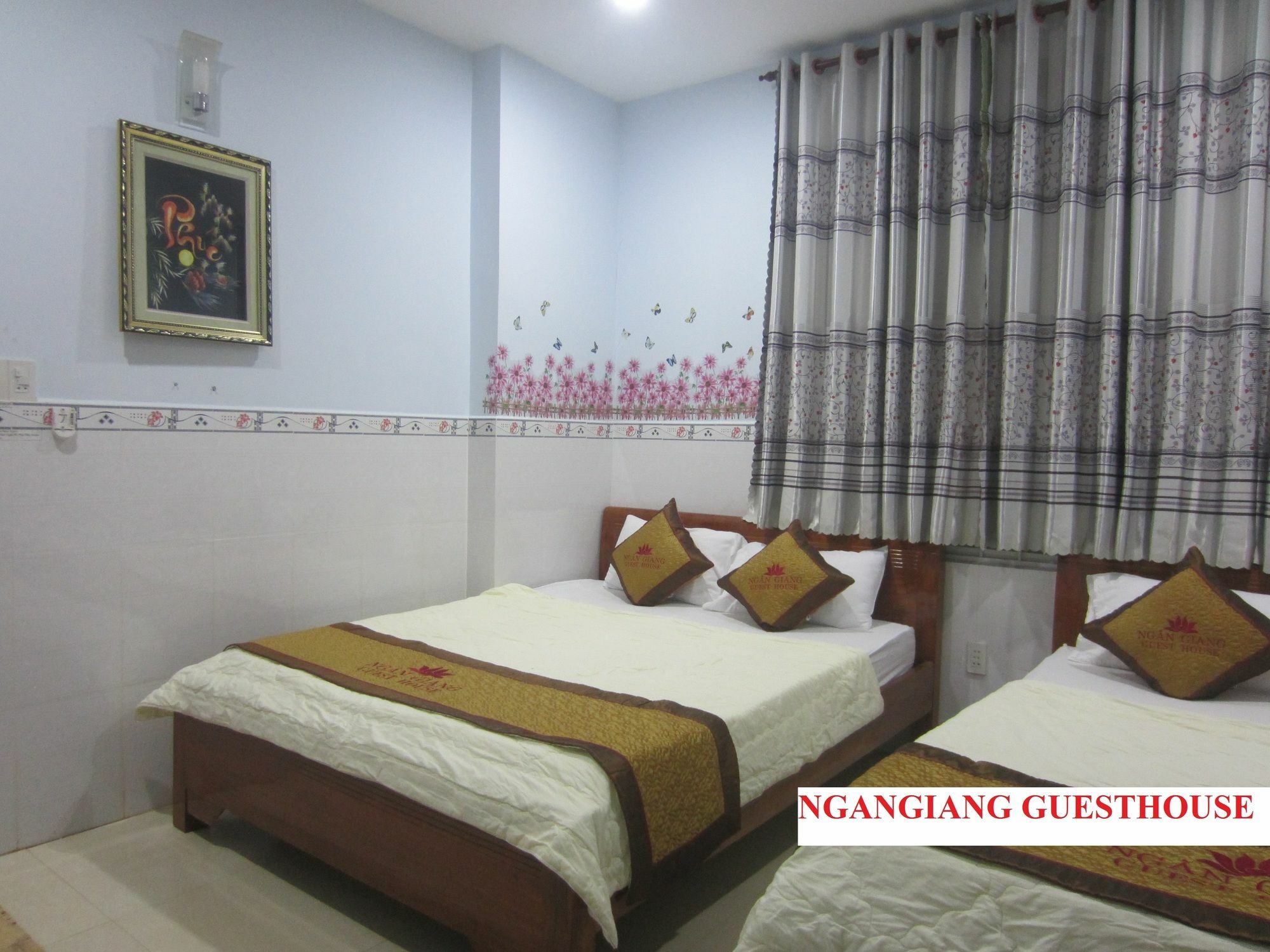 Ngan Giang Guesthouse Дуонг-Донг Экстерьер фото