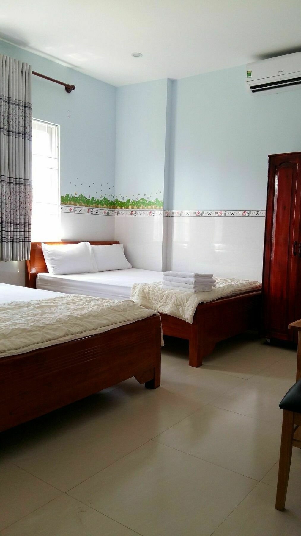 Ngan Giang Guesthouse Дуонг-Донг Экстерьер фото