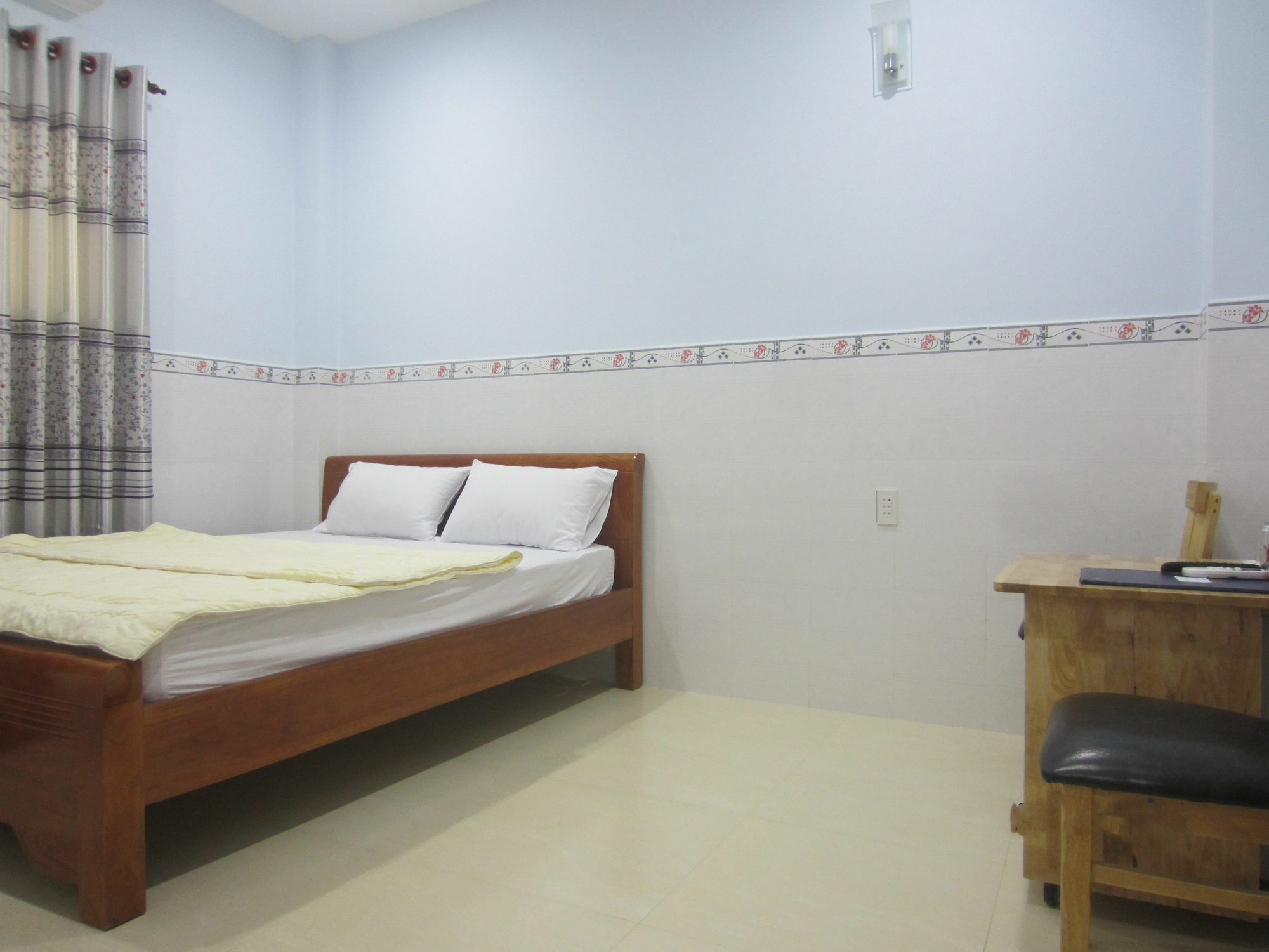 Ngan Giang Guesthouse Дуонг-Донг Экстерьер фото