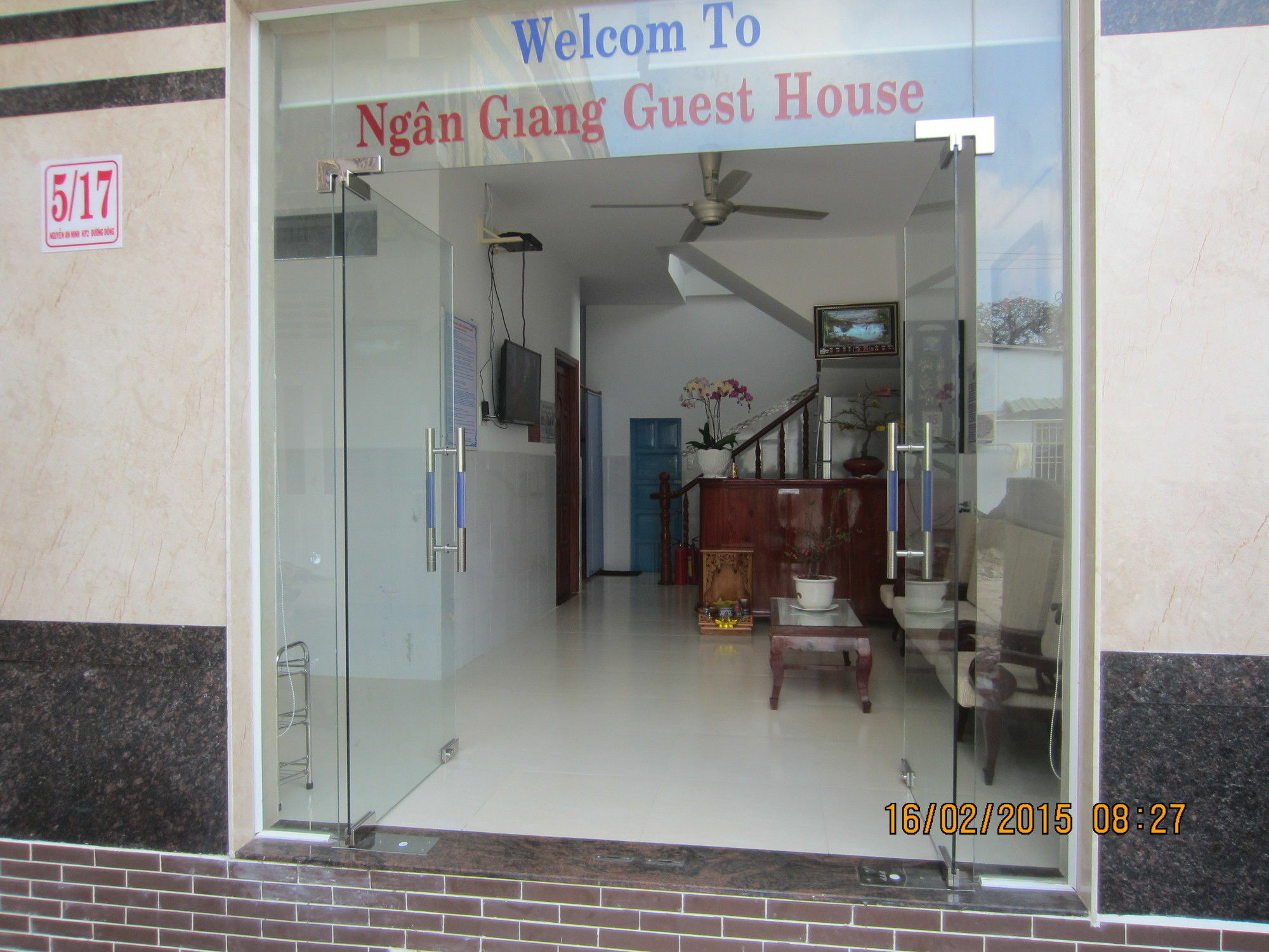 Ngan Giang Guesthouse Дуонг-Донг Экстерьер фото