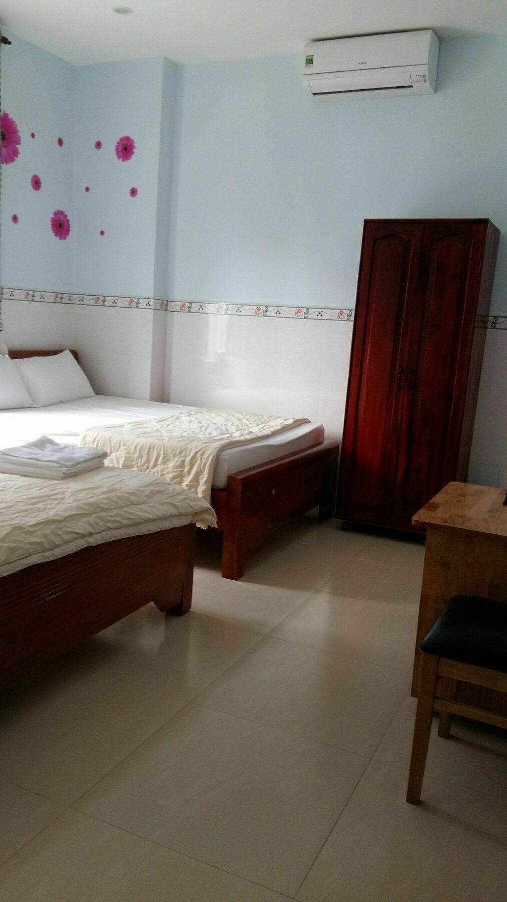 Ngan Giang Guesthouse Дуонг-Донг Экстерьер фото